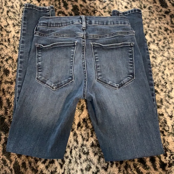 GAP‎ Skinny Jeans - Picture 2 of 3